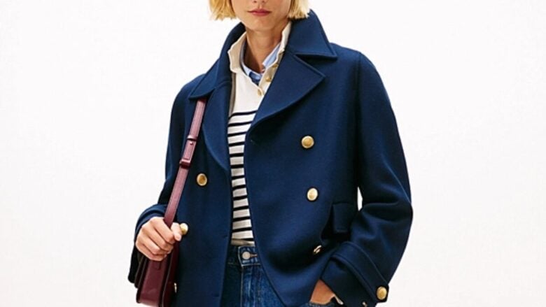 Elegante e versatile, il Caban è un pezzo statement da avere quest’Inverno