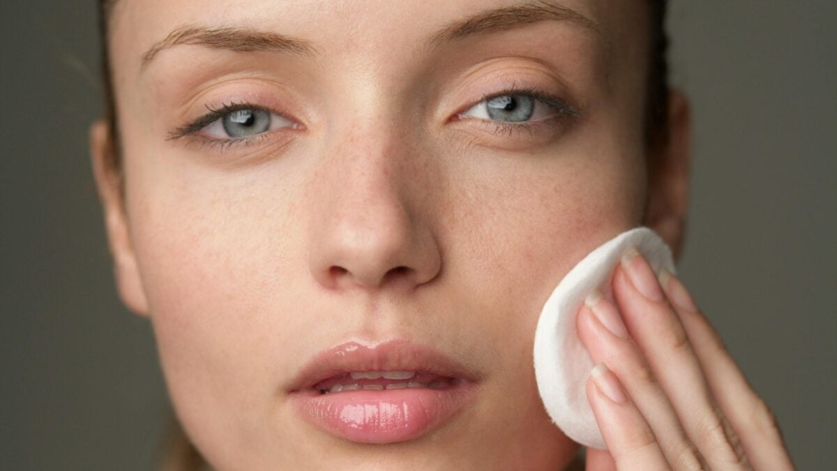 Detergenti delicati per pelli sensibili: bellezza, protezione e comfort nella tua skincare routine