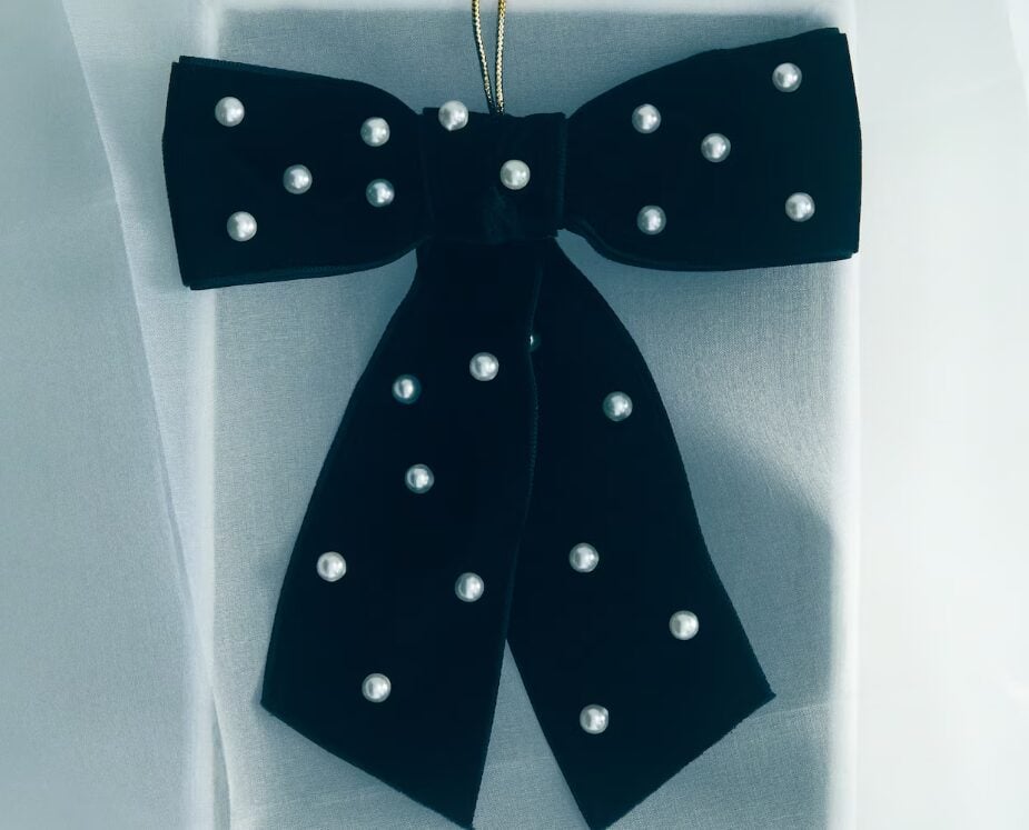 Decorazioni in Bianco e Nero per un Natale originale e moderno Decorazioni in Bianco e Nero per un Natale originale e moderno