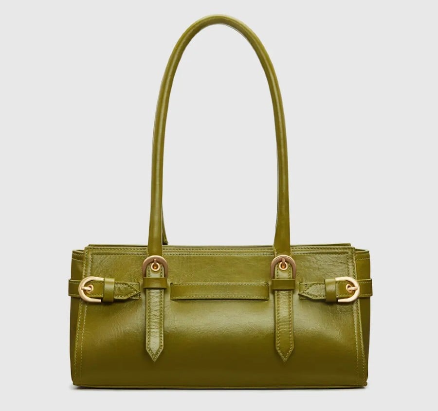 Le Borse con cintura fanno (ancora) tendenza: qui i modelli a cui non saprete resistere! Le Borse con cintura fanno (ancora) tendenza: qui i modelli a cui non saprete resistere!