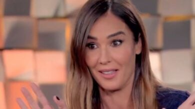 Silvia Toffanin incanta tutti a Verissimo con l’abito di super tendenza per questa stagione: scoprilo qui!