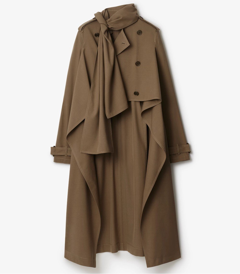 Lo Scarf Coat è tornato per restare! Qui i modelli più cool… Lo Scarf Coat è tornato per restare! Qui i modelli più cool…