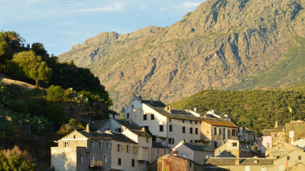 Alla scoperta di Fonni, un bellissimo borgo della Sardegna dove andare questo Inverno Alla scoperta di Fonni, un bellissimo borgo della Sardegna dove andare questo Inverno