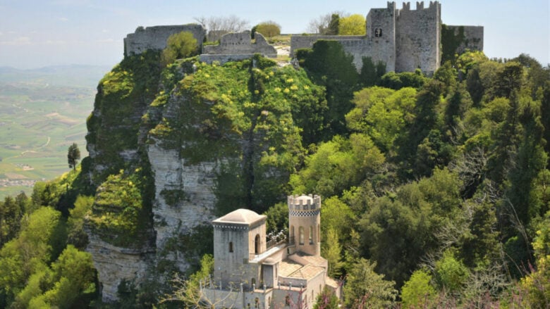 Il Natale a Erice, perla della Sicilia, è magia pura
