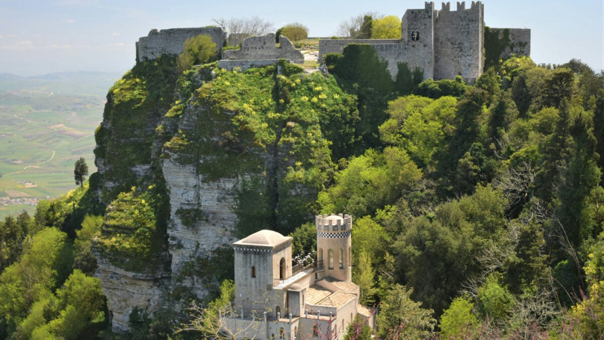 Il Natale a Erice, perla della Sicilia, è magia pura