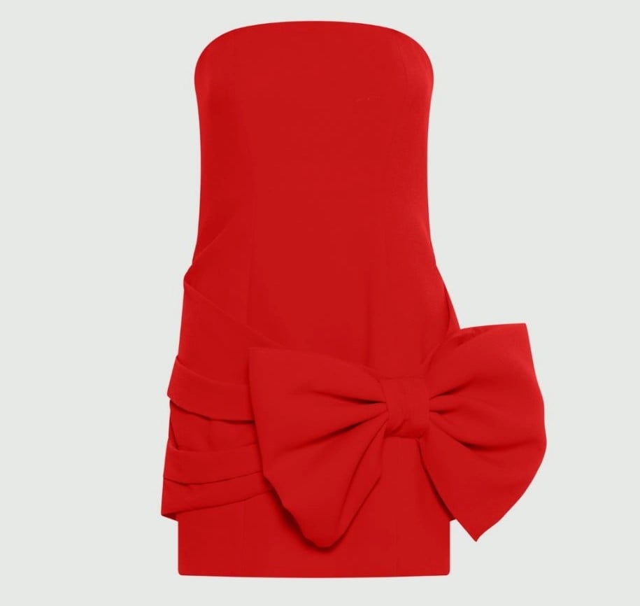 Vestiti rossi: i modelli chic da indossare a Natale (e non solo) Vestiti rossi: i modelli chic da indossare a Natale (e non solo)