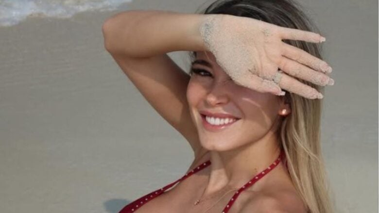 Diletta Leotta incanta tutti: al mare in bikini con il pancino in bella vista!