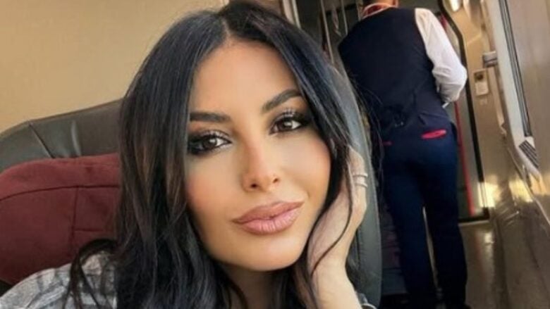 Elisabetta Gregoraci, in un total red Look per l’arrivo del Natale: che chic!