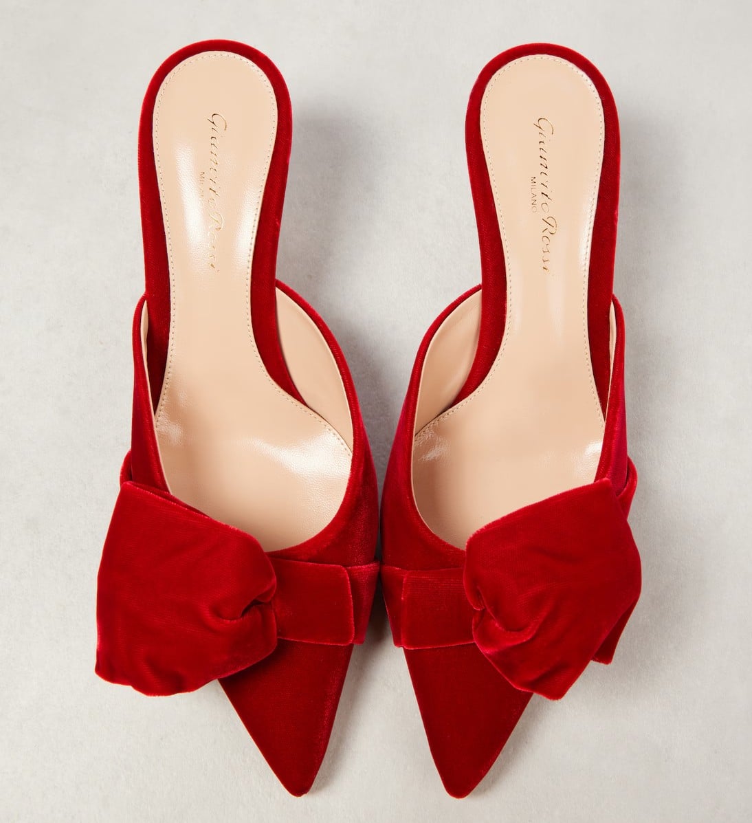 Le Scarpe con i Fiocchi sono tutto ciò di cui abbiamo bisogno per queste Feste!