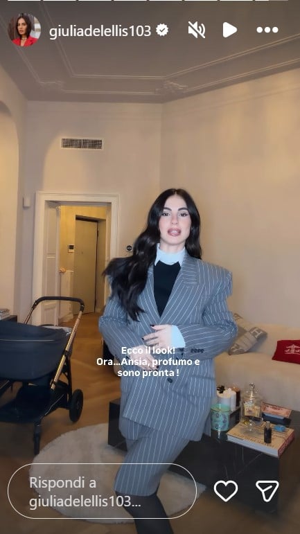 Giulia De Lellis sfoggia il completo classy-chic must di stagione: scoprilo qui!