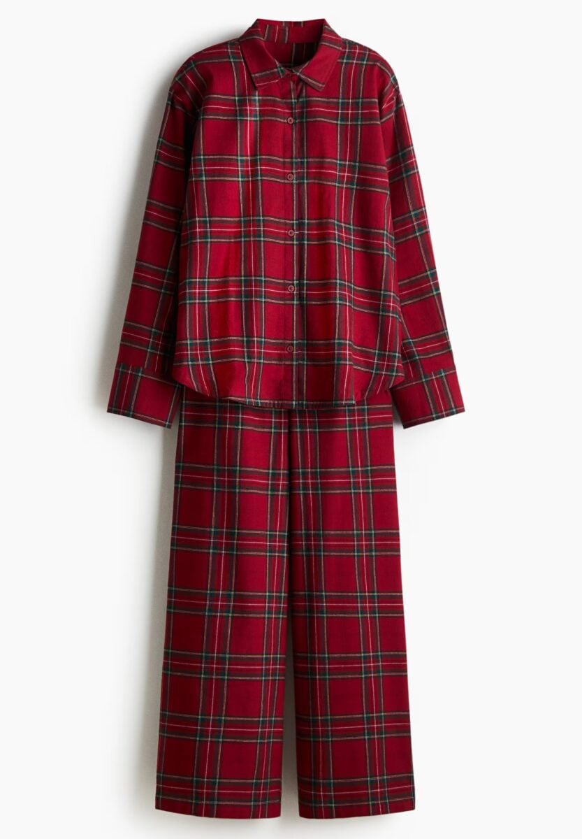 Pigiama: ecco i più cute e simpatici per lasciarti coccolare nei giorni di festa! Pigiama: ecco i più cute e simpatici per lasciarti coccolare nei giorni di festa!