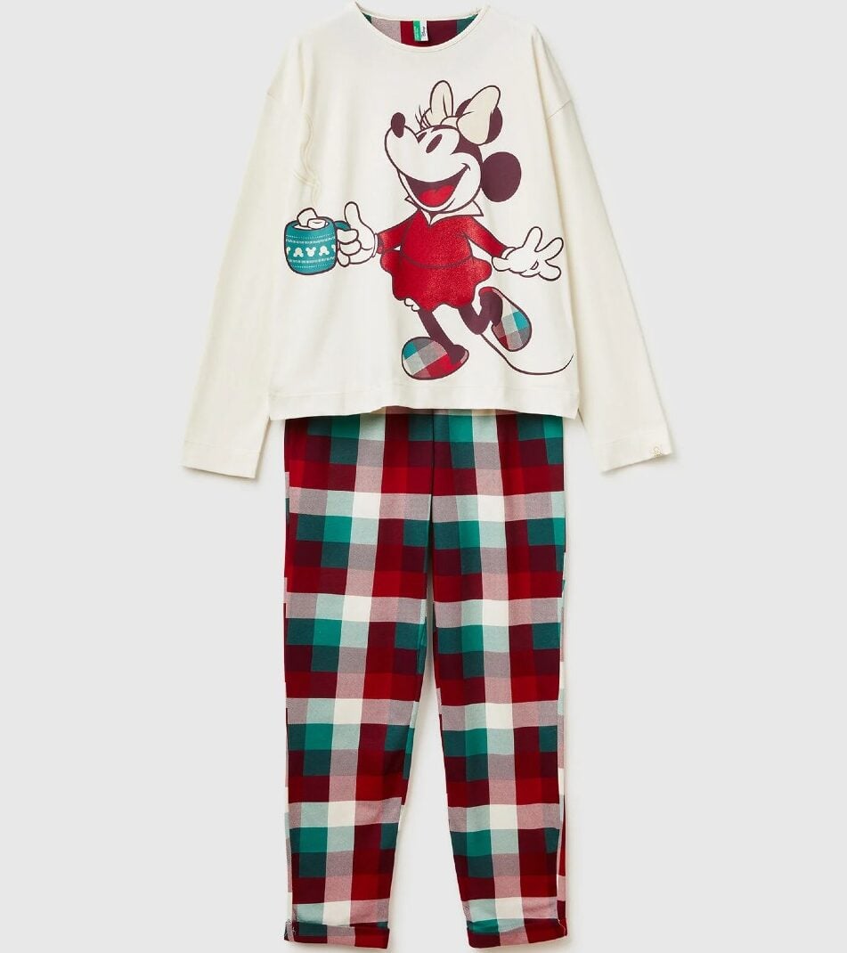 Pigiama: ecco i più cute e simpatici per lasciarti coccolare nei giorni di festa! Pigiama: ecco i più cute e simpatici per lasciarti coccolare nei giorni di festa!