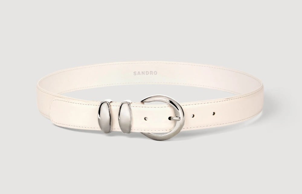 Cloud Dancer: il Colore Pantone del 2026 in 5 accessori da avere ora Cloud Dancer: il Colore Pantone del 2026 in 5 accessori da avere ora