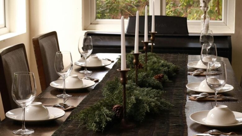 Tavola di Natale: le scelte da fare e quelle da evitare per una mise en place elegante e senza errori