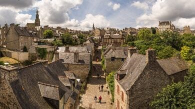 Alla scoperta di Dinan, una cittadina francese dal fascino medievale perfetta per un weekend di stacco