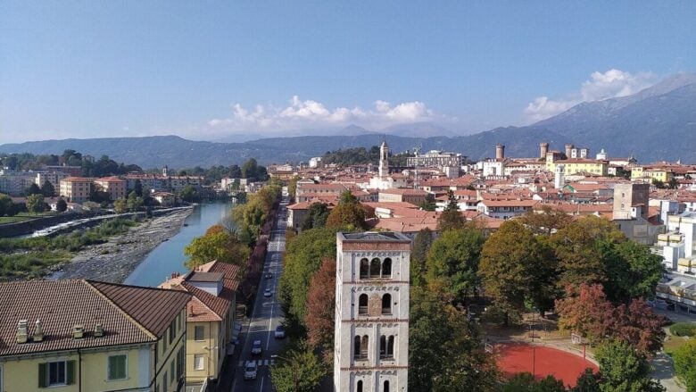 Carnevale di Ivrea 2026: la Battaglia delle Arance e gli eventi da non perdere