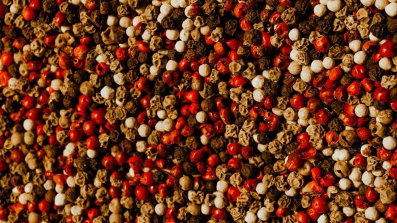 6 Profumi di nicchia che metteranno un po’ di “Pepe” al tuo nuovo anno