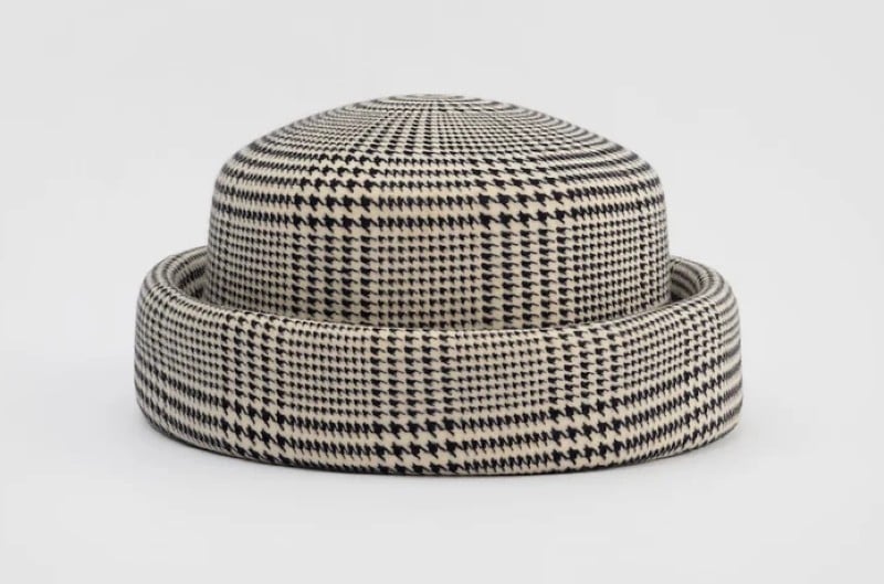 Cappello a tamburello: il fashion trend 2026 da provare ASAP!