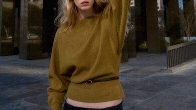 Il Maglione con cintura è il nuovo protagonista di stagione