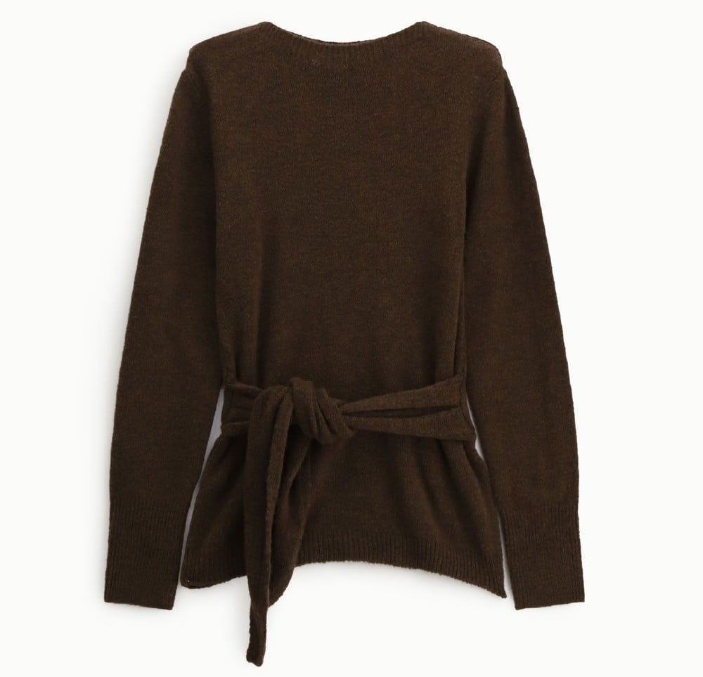 Il Maglione con cintura è il nuovo protagonista di stagione