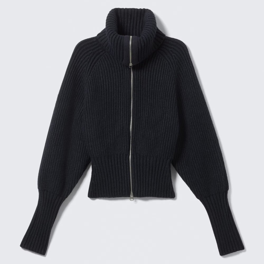 I Maglioni con zip si riconfermano protagonisti della stagione fredda