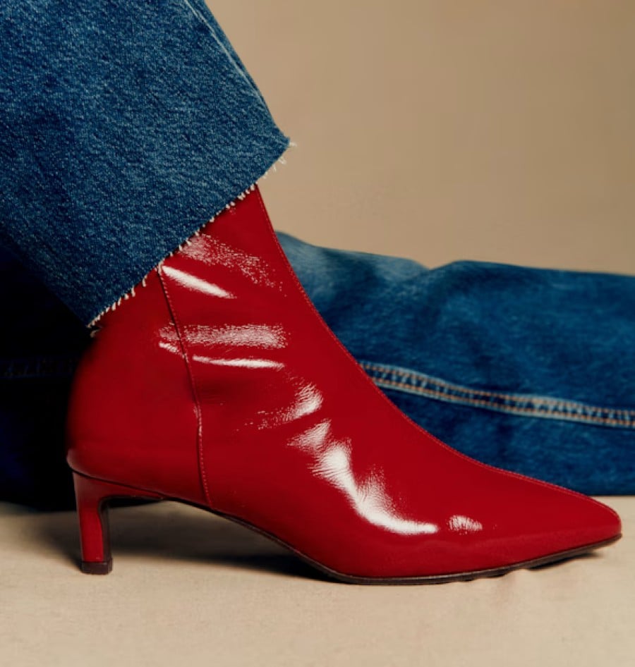 Questi Stivaletti firmati Sézane renderanno speciale anche il look più semplice! Questi Stivaletti firmati Sézane renderanno speciale anche il look più semplice!