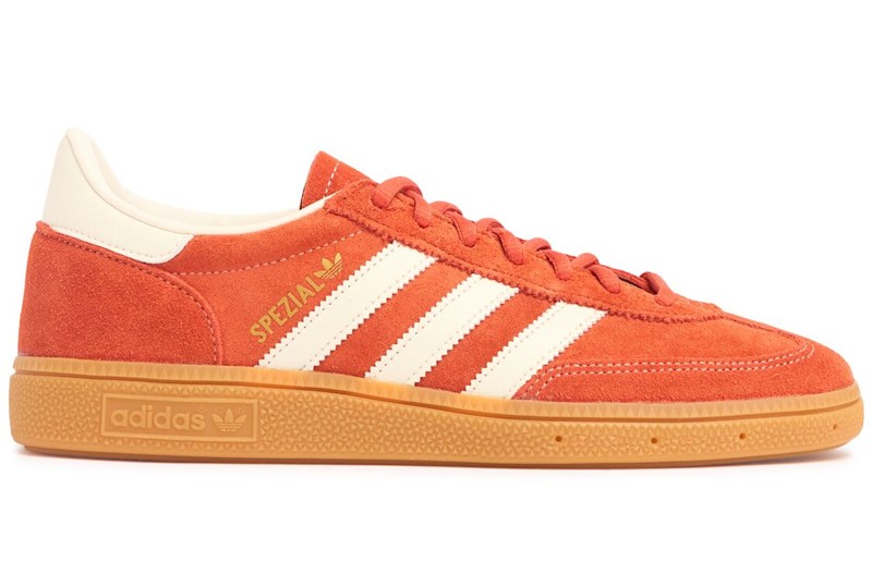 Trend Alert: è l’arancione brillante il colore di tendenza di questa stagione