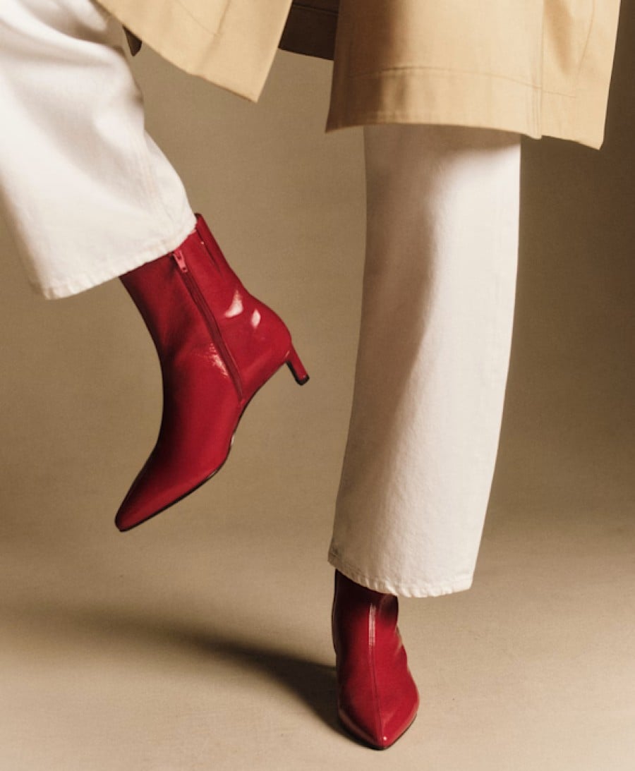 Questi Stivaletti firmati Sézane renderanno speciale anche il look più semplice! Questi Stivaletti firmati Sézane renderanno speciale anche il look più semplice!