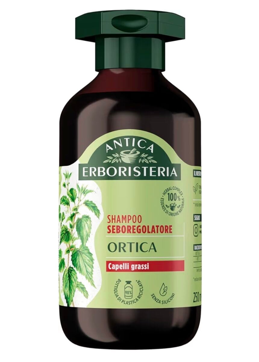 Addio cute grassa: ecco gli shampoo perfetti per dei capelli puliti più a lungo