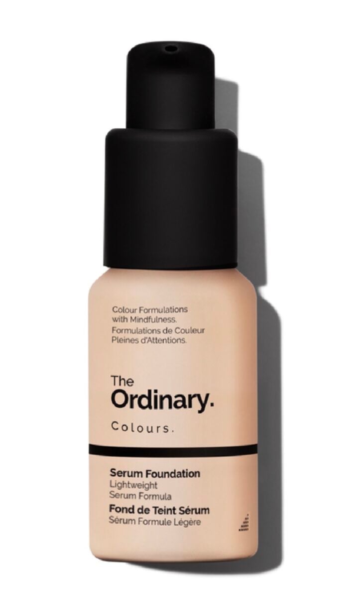 Leggeri e morbidi, questi fondotinta in siero promettono un make-up tutto da invidiare