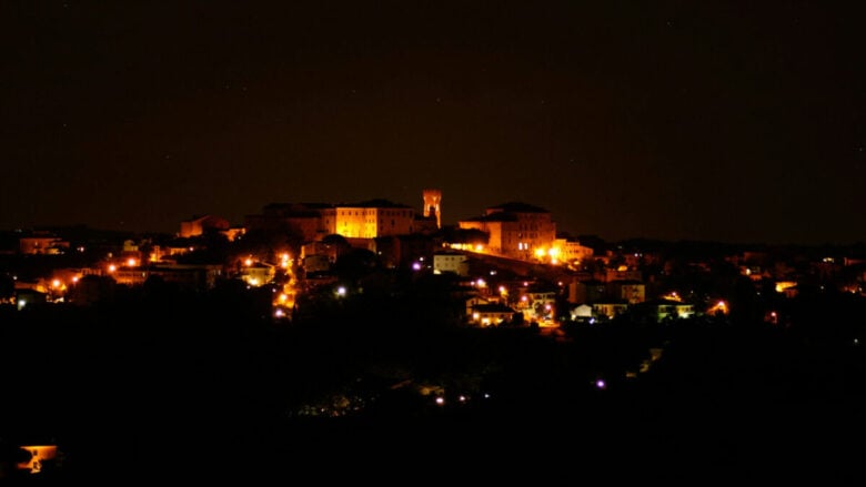 Nelle Marche si trova uno dei borghi più belli d’Italia, un angolo di paradiso nel Montefeltro