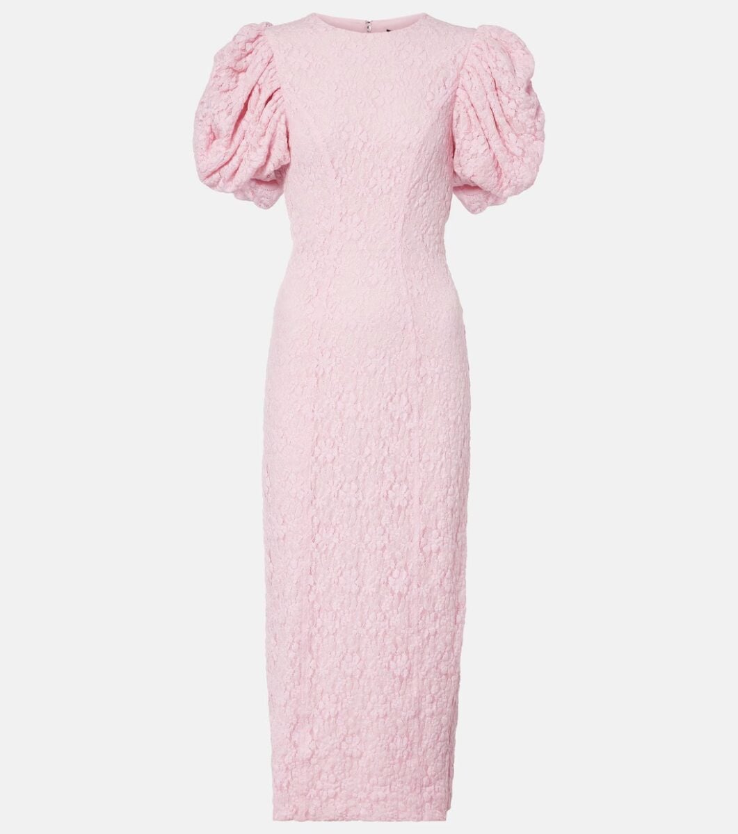 E’ Lace mania: ecco i Capi e gli Accessori in pizzo su cui puntareper look ultra femminili!