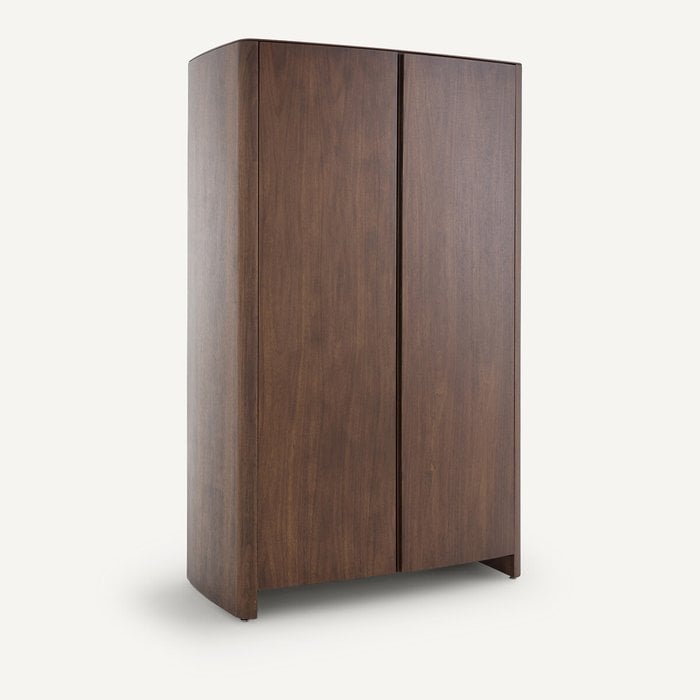 Arredare con il legno scuro, la tendenza 2026: mobili, abbinamenti e stili che lo valorizzano