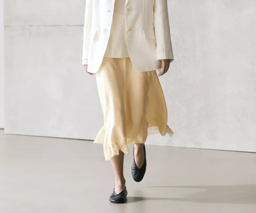 Originale e ricercata, la Gonna asimmetrica di Massimo Dutti è un must di Primavera!