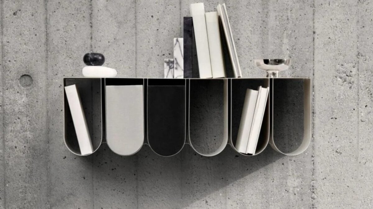 Le mensole che tutti stanno scegliendo: 5 idee di design che trasformano subito casa Le mensole che tutti stanno scegliendo: 5 idee di design che trasformano subito casa