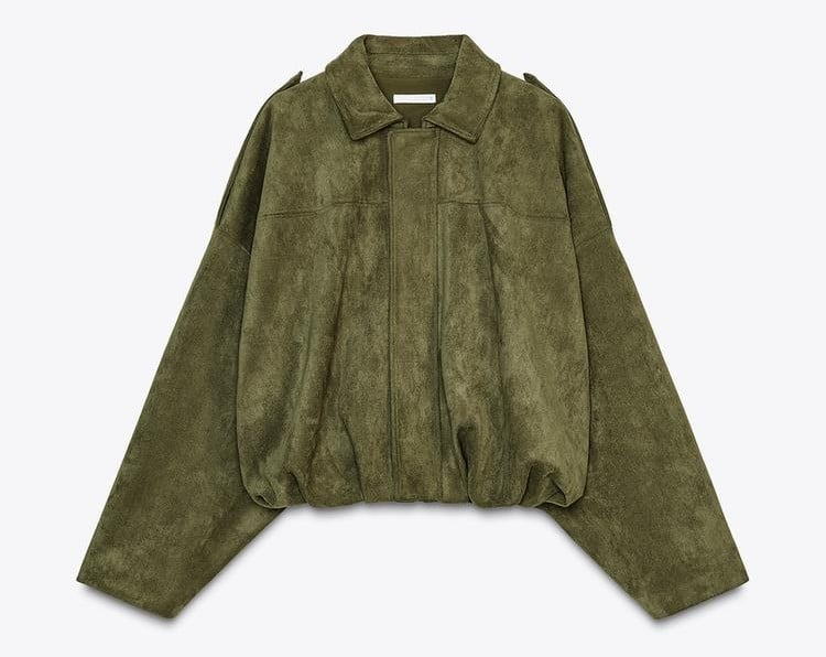 La Giacca in suede è ancora il pezzo statement della Primavera! La Giacca in suede è ancora il pezzo statement della Primavera!