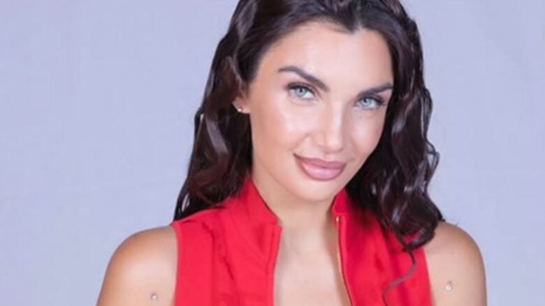 Elettra Lamborghini, super trendy con questo Look che di sicuro sarà il nuovo must di stagione!