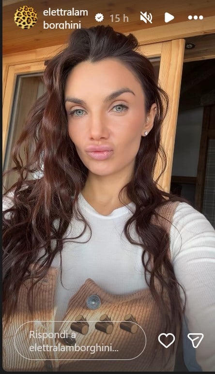 Elettra Lamborghini, super trendy con questo Look che di sicuro sarà il nuovo must di stagione!