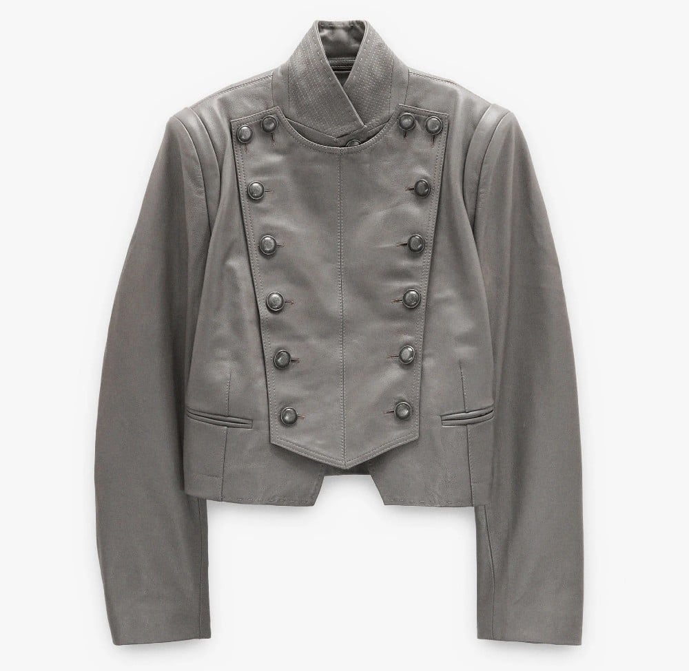 Ricami, alamari e tanto carattere: la Giacca militare è il pezzo chiave della Primavera