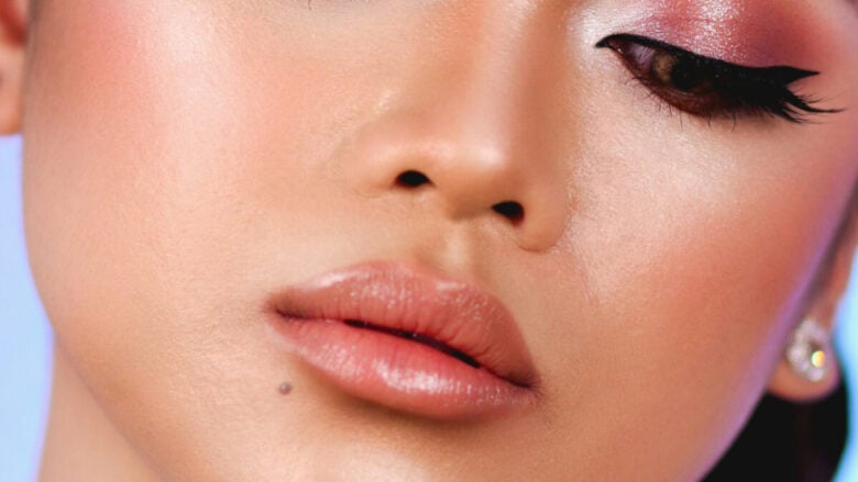 Sogni un make up super glow? Ecco 5 illuminanti liquidi da provare assolutamente