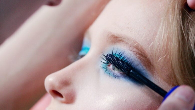 Sono i mascara colorati l’alleato make up occhi della primavera