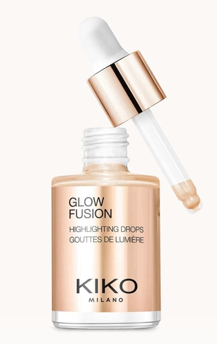 Sogni un make up super glow? Ecco 5 illuminanti liquidi da provare assolutamente