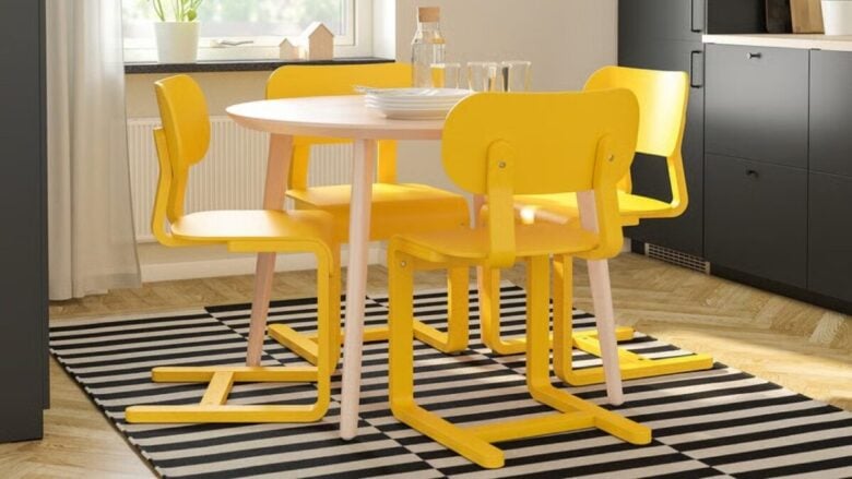 Sedie da cucina moderne e colorate: idee di design per rinnovare la zona pranzo