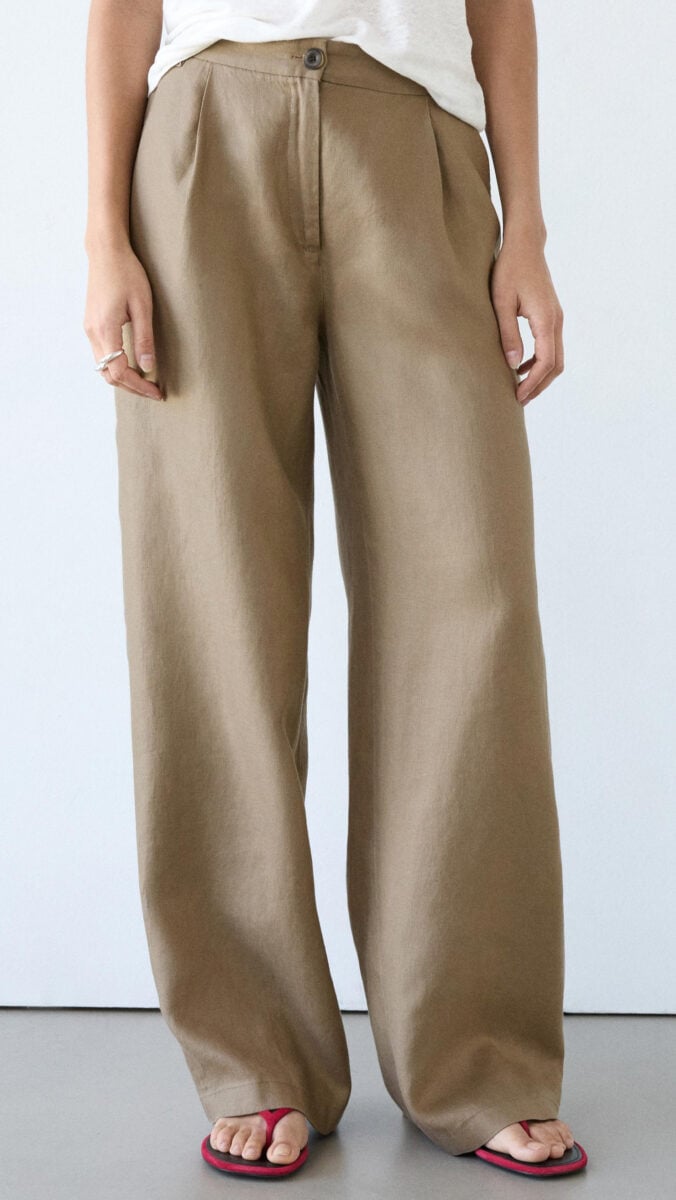 I pantaloni in lino della Primavera: 5 modelli freschi e chic che ti invidieranno tutte!