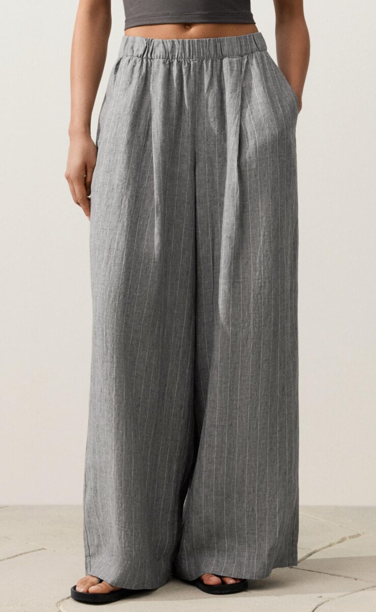 I pantaloni in lino della Primavera: 5 modelli freschi e chic che ti invidieranno tutte!