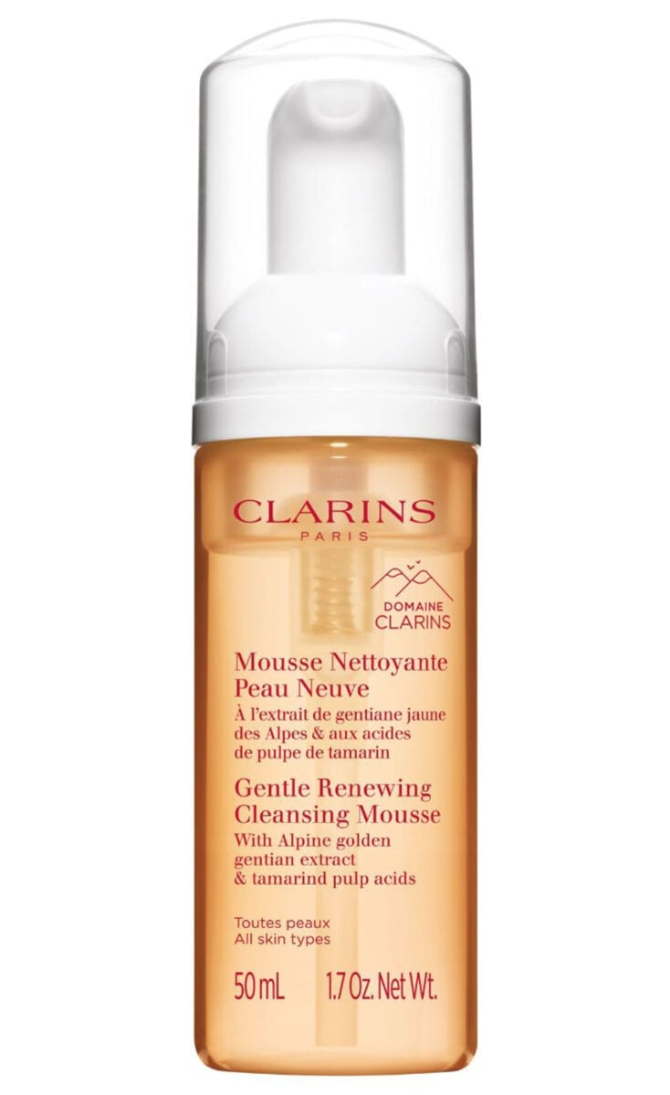 I migliori detergenti in mousse per una pelle del viso detersa e pulita