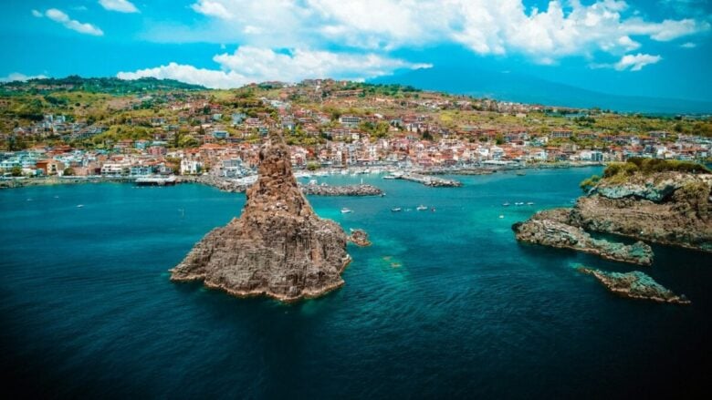 Non solo Taormina: i borghi di mare più belli della Sicilia orientale