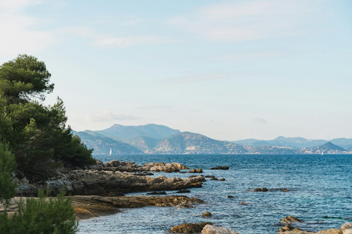 Sei a Cannes per il Festival del Cinema? Devi assolutamente concederti una gita alle Isole di Lérins Sei a Cannes per il Festival del Cinema? Devi assolutamente concederti una gita alle Isole di Lérins