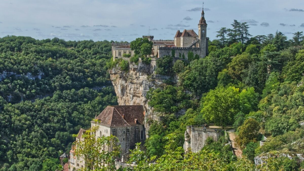 I borghi in pietra più belli d’Europa da visitare almeno una volta I borghi in pietra più belli d’Europa da visitare almeno una volta