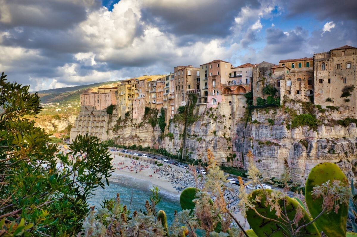 Le spiagge più belle del Sud Italia: guida ai paradisi di mare tra Puglia, Calabria, Sicilia e Sardegna